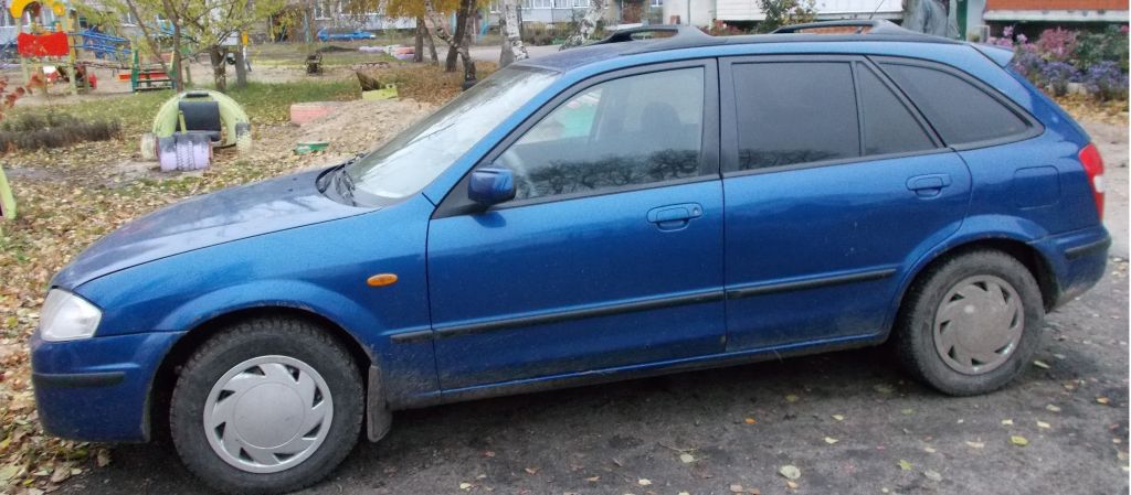 Срочная продажа автомобиля Mazda 3 2000 в Воронеже