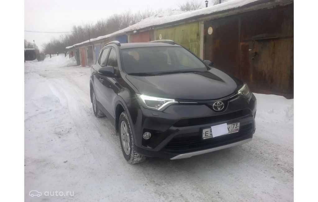 Срочная продажа автомобиля Toyota RAV4 2016 в Ульяновске