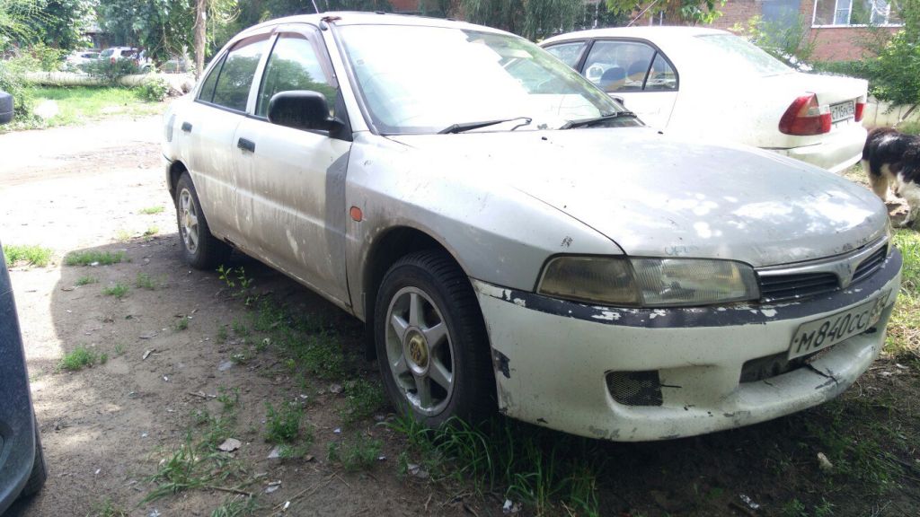 Срочная продажа автомобиля Mitsubishi Lancer 1998 в Омске Срочная продажа автомобиля Mitsubishi Lancer 1998 в Омске
