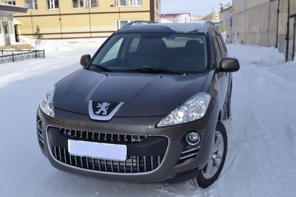 Срочная продажа автомобиля Peugeot 4007 2010 в Новом Уренгое Срочная продажа автомобиля Peugeot 4007 2010 в Новом Уренгое
