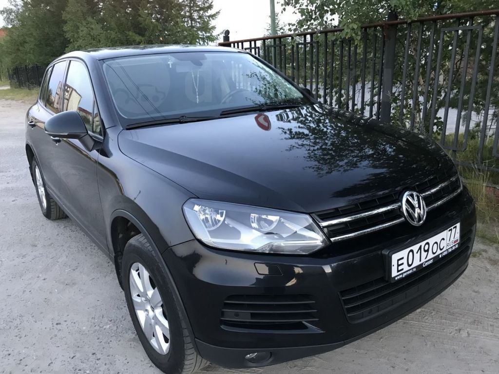 Срочная продажа автомобиля Volkswagen Touareg 2010 в Новом Уренгое Срочная продажа автомобиля Volkswagen Touareg 2010 в Новом Уренгое
