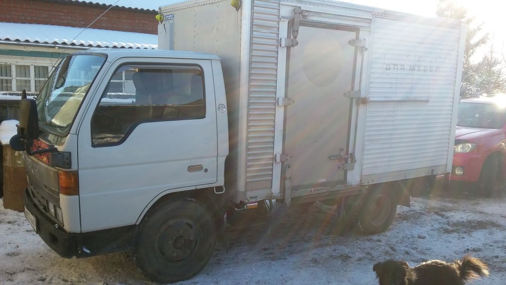 Срочная продажа автомобиля Mazda Titan 1996 в Хабаровске