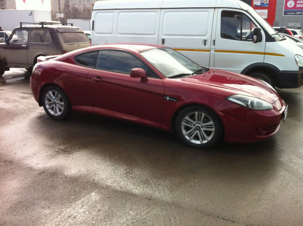 Срочная продажа автомобиля Hyundai Coupe 2007 в Екатеринбурге