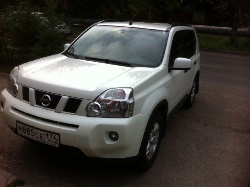Срочная продажа автомобиля Nissan X-Trail 2010 в Магнитогорске