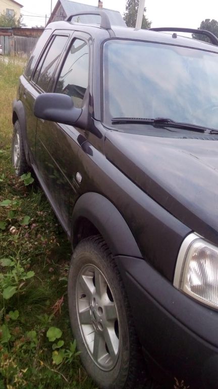 Срочная продажа автомобиля Land Rover Freelander 2003 в Ханты-Мансийске