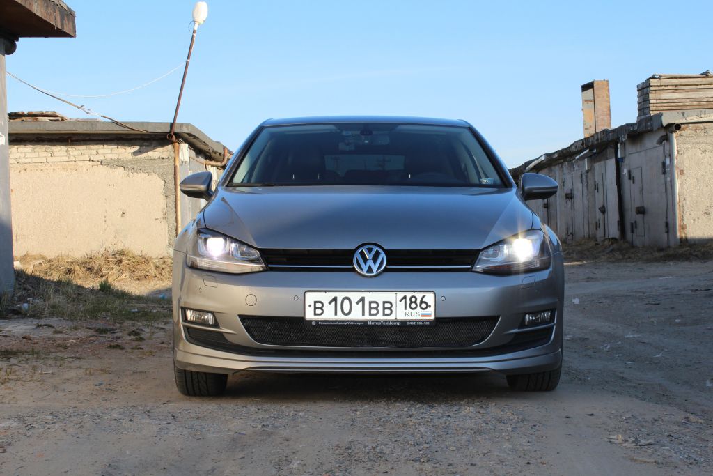 Срочная продажа автомобиля Volkswagen Golf 2013 в Нефтеюганске