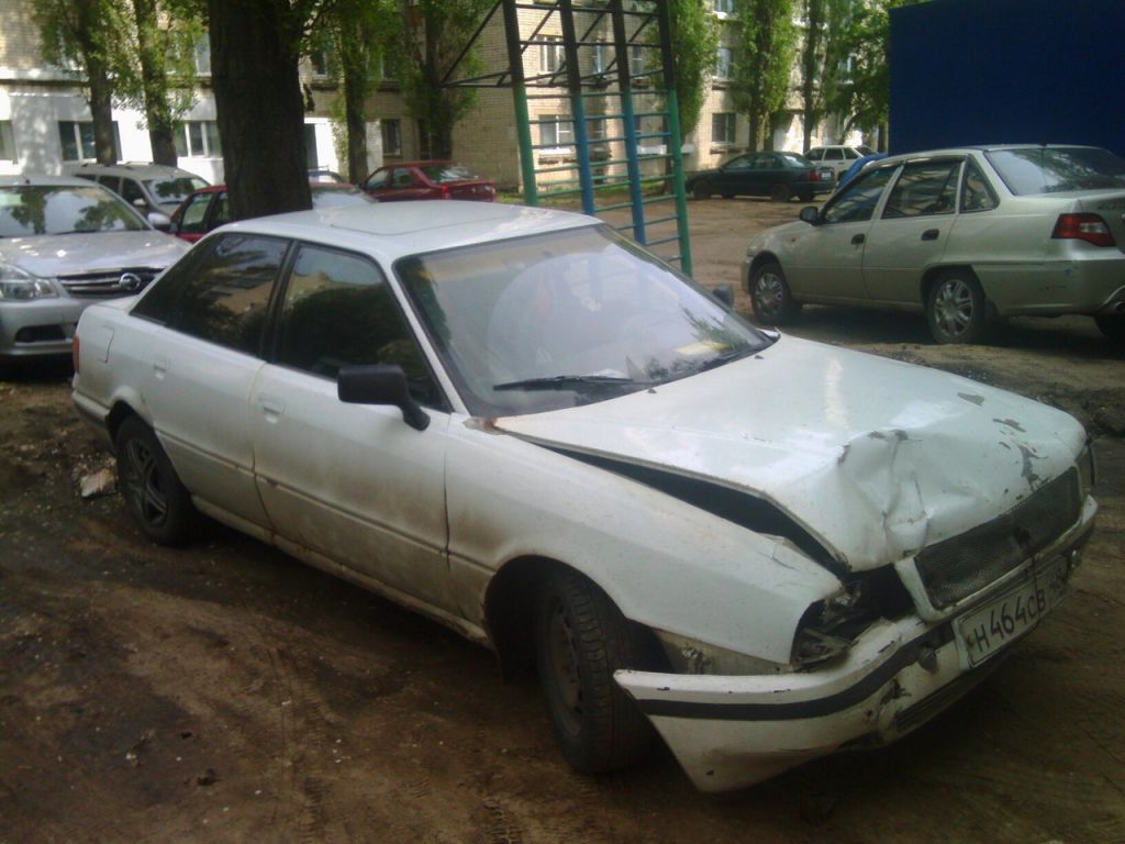 Срочная продажа автомобиля Audi 80 1988 в Воронеже