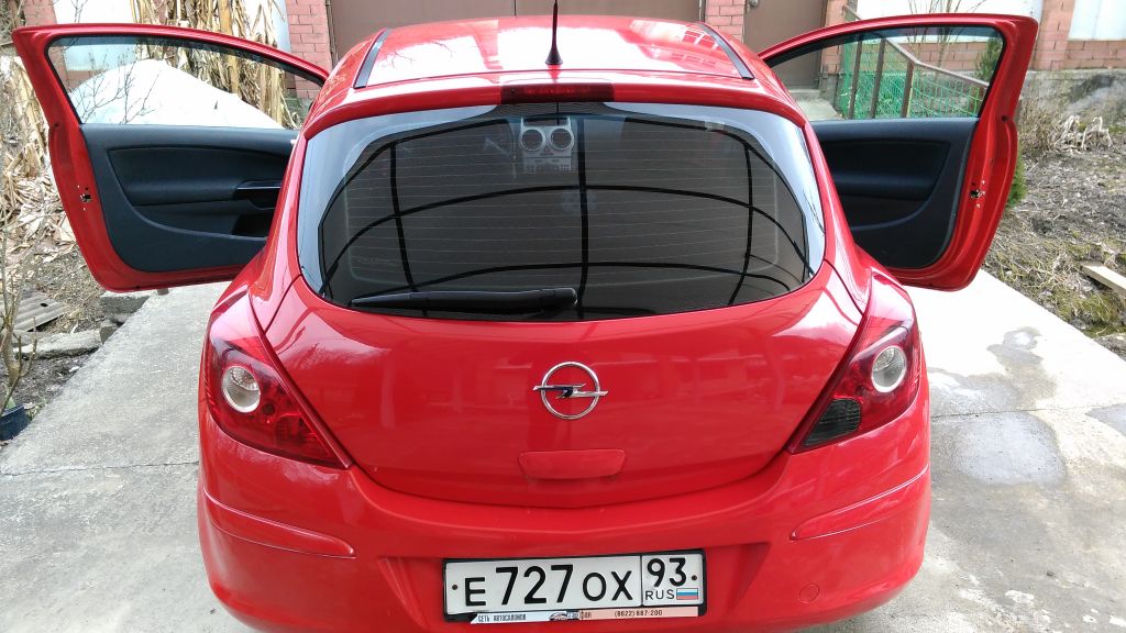 Срочная продажа автомобиля Opel Corsa 2017 в Сочи