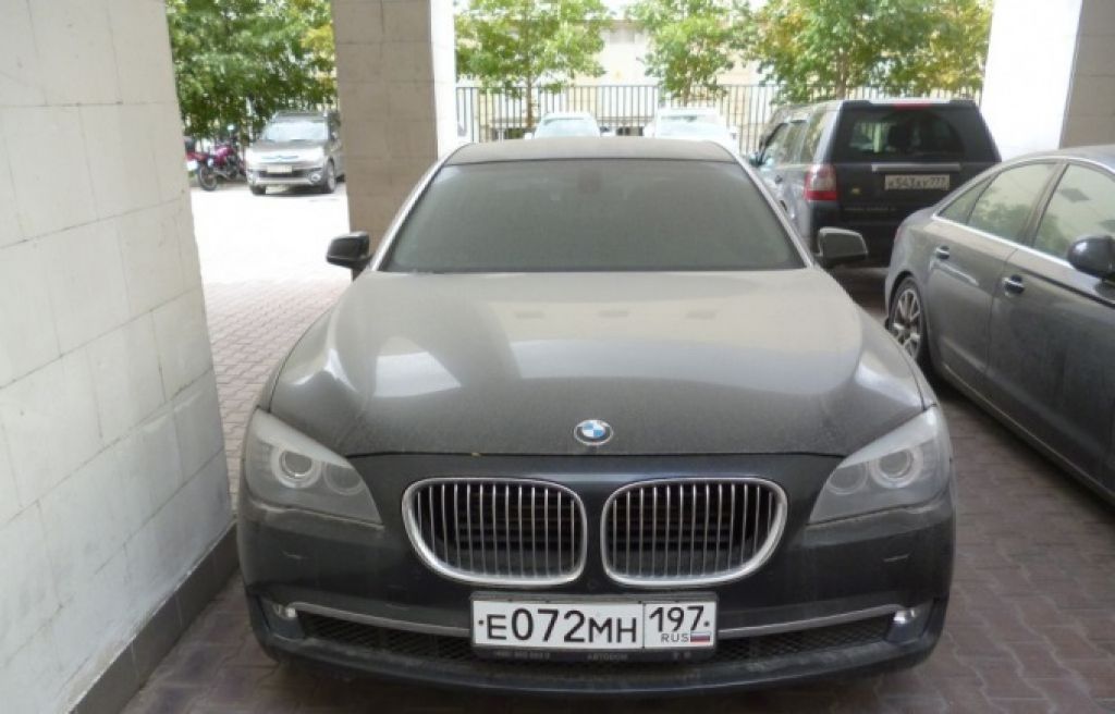 Срочная продажа автомобиля BMW 7 2010 в Москве